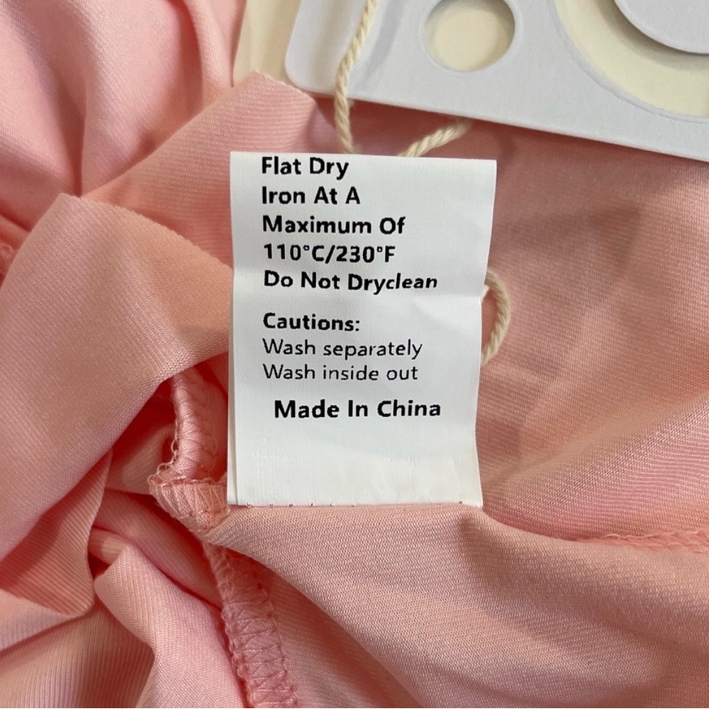 Commense Solid Ruffle Hem Ruched Tube Maxi Dress. Baby Pink size Large - Picture 5 of 9